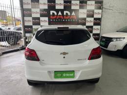 CHEVROLET - ONIX - 2015/2015 - Branca - R$ 53.900,00