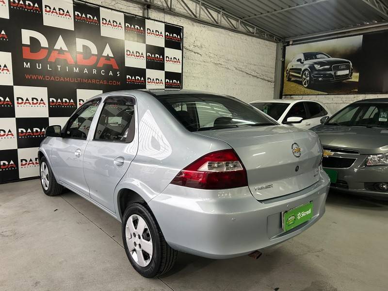 CHEVROLET - PRISMA - 2010/2011 - Prata - R$ 29.900,00