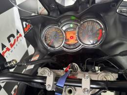 SUZUKI - DL - 2005/2006 - Preta - R$ 28.500,00