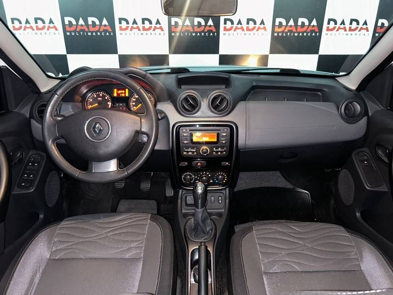 RENAULT - DUSTER - 2013/2014 - Branca - R$ 53.900,00