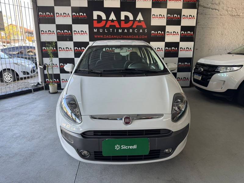 FIAT - PUNTO - 2015/2016 - Branca - R$ 47.900,00