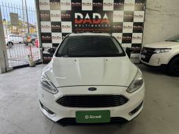 FORD - FOCUS - 2016/2016 - Branca - R$ 71.900,00
