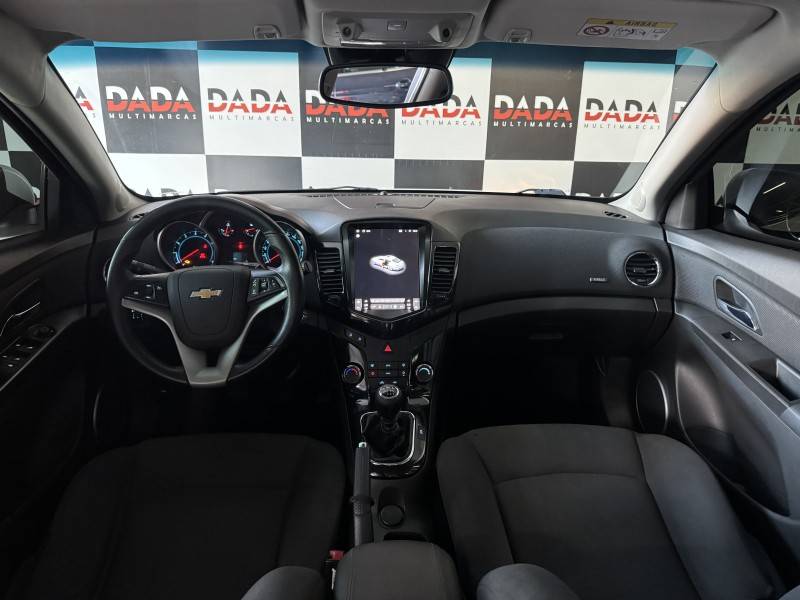 CHEVROLET - CRUZE - 2013/2014 - Branca - Sob Consulta