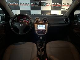 VOLKSWAGEN - VOYAGE - 2012/2013 - Prata - R$ 34.900,00