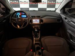 CHEVROLET - ONIX - 2015/2015 - Branca - R$ 53.900,00