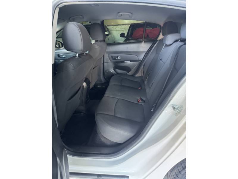 CHEVROLET - CRUZE - 2013/2014 - Branca - Sob Consulta