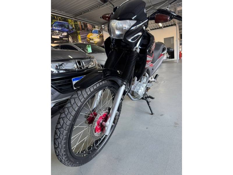 HONDA - NX 400I FALCON - 2007/2008 - Preta - R$ 18.900,00