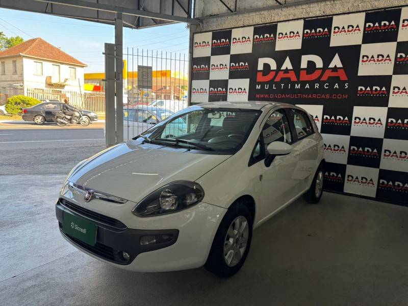 FIAT - PUNTO - 2015/2016 - Branca - R$ 47.900,00