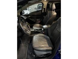 FORD - FOCUS - 2015/2016 - Azul - R$ 72.900,00