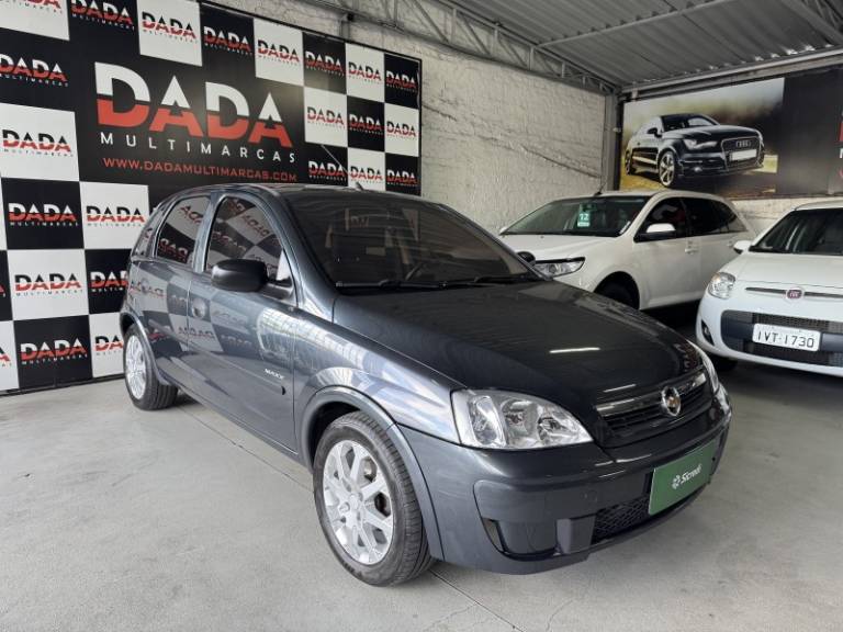 CHEVROLET - CORSA - 2008/2008 - Cinza - R$ 25.900,00
