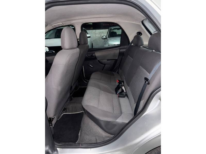 CHEVROLET - CELTA - 2012/2013 - Prata - R$ 34.900,00