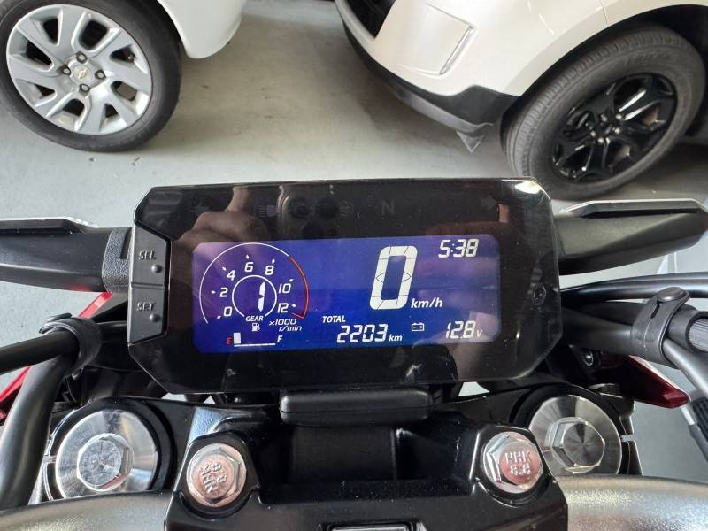 HONDA - CB 300F TWISTER - 2025/2025 - Vermelha - R$ 25.900,00