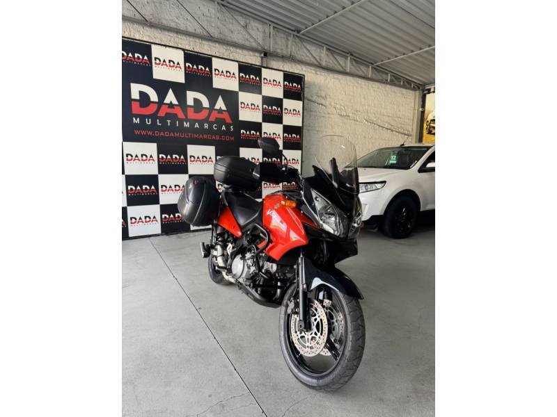 SUZUKI - DL - 2005/2006 - Preta - R$ 28.500,00