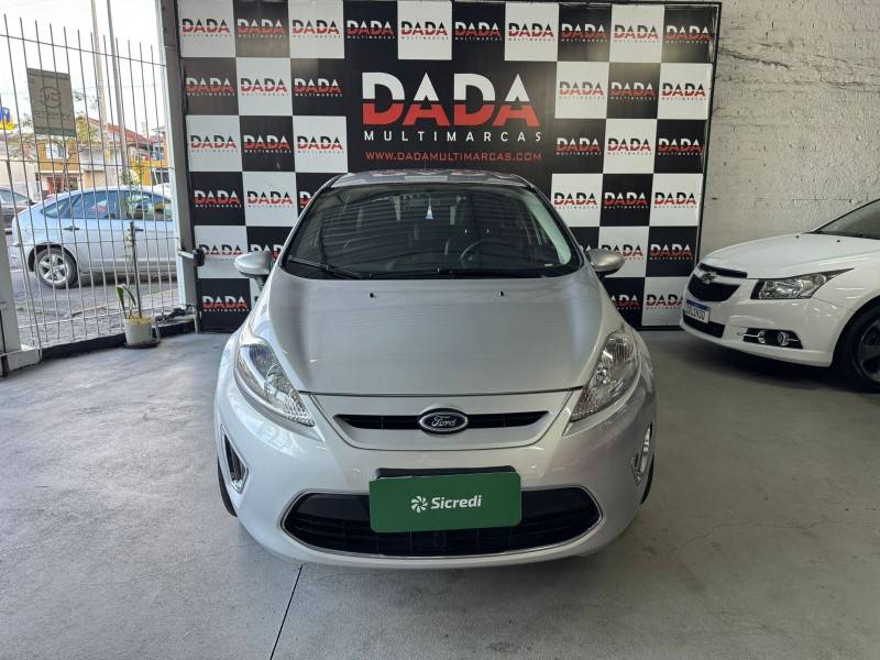 FORD - FIESTA - 2012/2013 - Prata - R$ 39.900,00