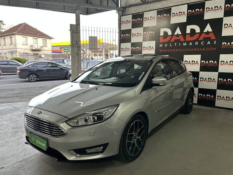 FORD - FOCUS - 2015/2016 - Prata - R$ 72.900,00