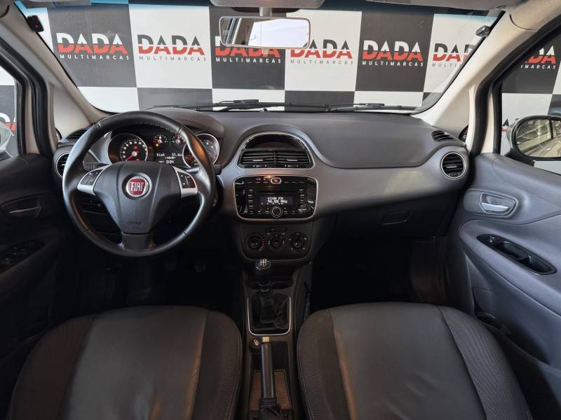 FIAT - PUNTO - 2015/2016 - Branca - R$ 47.900,00