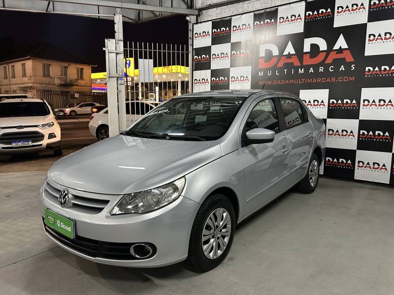 VOLKSWAGEN - VOYAGE - 2012/2013 - Prata - R$ 34.900,00