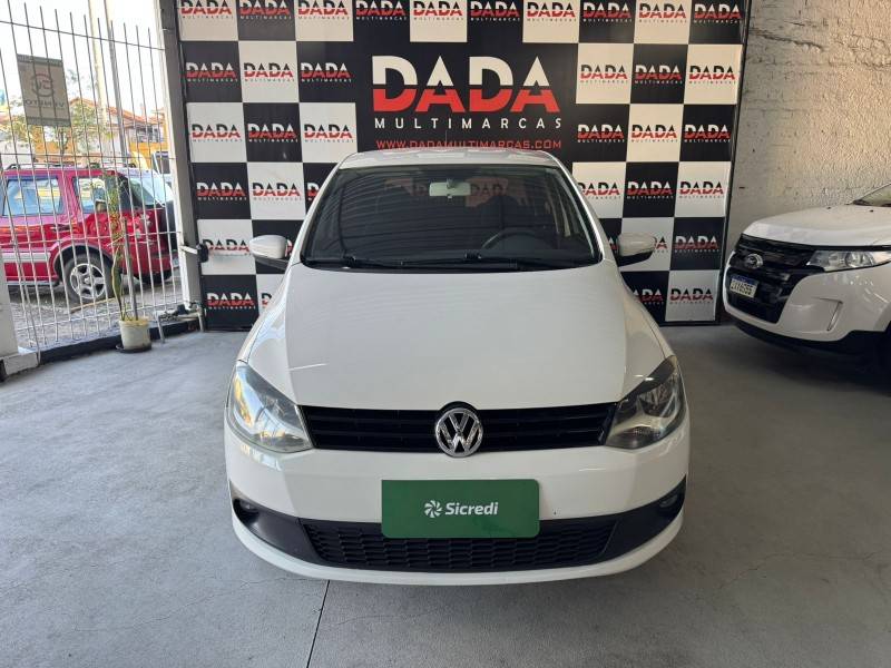 VOLKSWAGEN - FOX - 2013/2014 - Branca - R$ 42.900,00