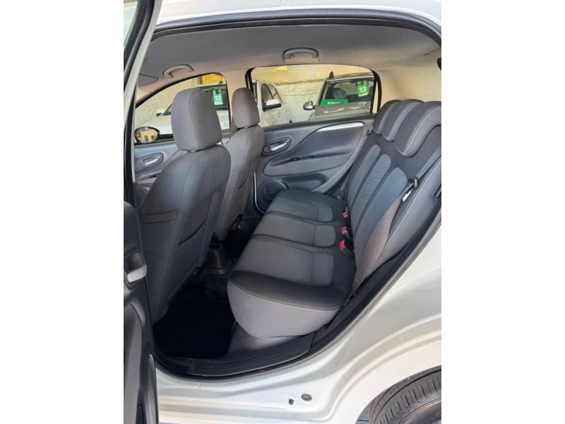 FIAT - PUNTO - 2015/2016 - Branca - R$ 47.900,00