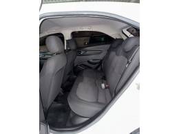 CHEVROLET - ONIX - 2015/2015 - Branca - R$ 53.900,00