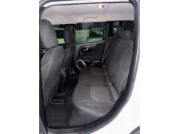 JEEP - RENEGADE - 2015/2016 - Branca - R$ 68.900,00