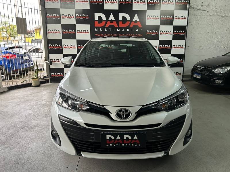 TOYOTA - YARIS - 2019/2019 - Branca - R$ 85.900,00