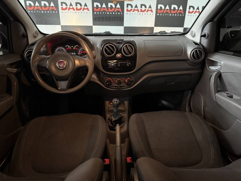FIAT - PALIO - 2014/2014 - Branca - R$ 35.900,00